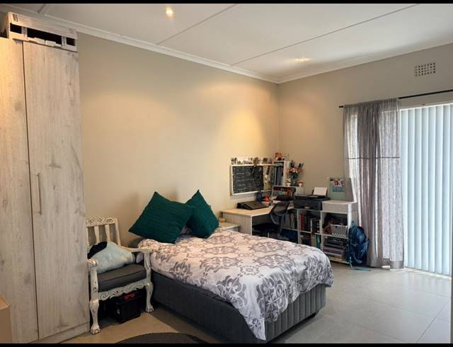 1 BEDROOM PROPERTY TO RENT IN BOSTON